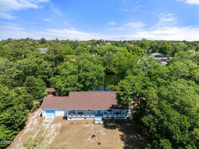 Beach Home For Sale in Surf City, North Carolina