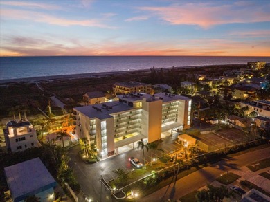 Beach Condo For Sale in Sarasota, Florida