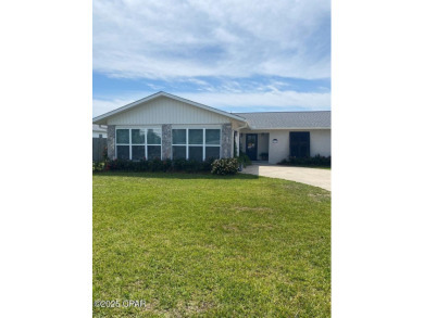 Beach Home For Sale in Mexico Beach, Florida