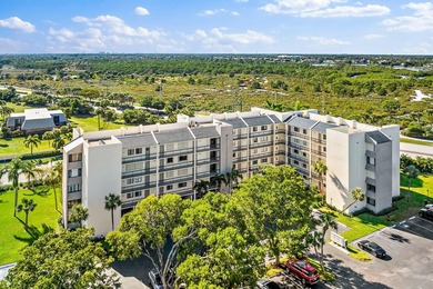 Beach Condo Active Under Contract in Jupiter, Florida