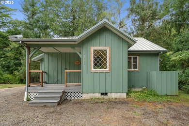 Beach Home For Sale in Tillamook, Oregon