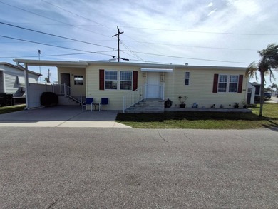 Beach Home For Sale in Sarasota, Florida