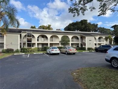 Beach Condo For Sale in Coconut Creek, Florida