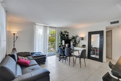 Beach Condo For Sale in North Bay Village, Florida