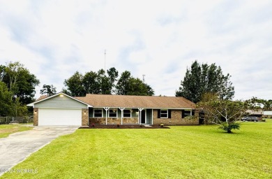 Beach Home For Sale in Newport, North Carolina