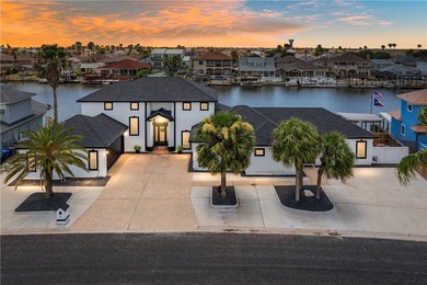 Beach Home For Sale in Corpus Christi, Texas