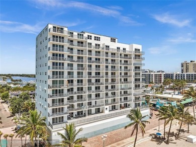 Beach Condo For Sale in Hollywood, Florida