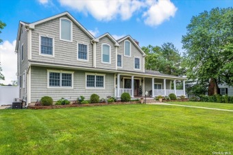 Beach Home Off Market in Bay Shore, New York