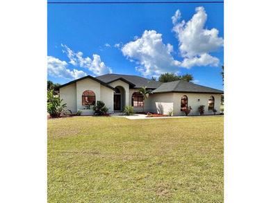 Beach Home For Sale in Rotonda West, Florida
