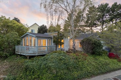 Beach Home For Sale in Lincoln City, Oregon