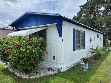 Beach Home For Sale in Bradenton, Florida