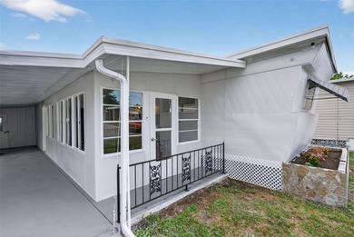 Beach Home For Sale in Sarasota, Florida