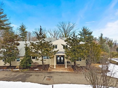 Beach Home For Sale in Great Neck, New York