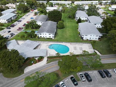 Beach Condo For Sale in Deerfield Beach, Florida