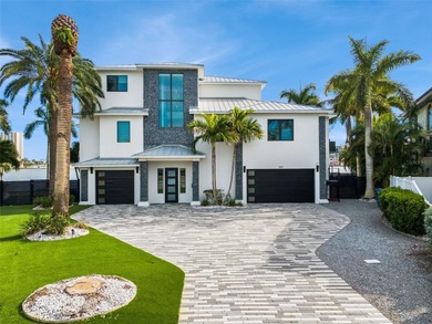 Beach Home For Sale in St. Petersburg, Florida