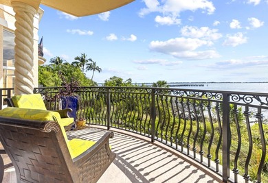 Beach Condo For Sale in Jensen Beach, Florida