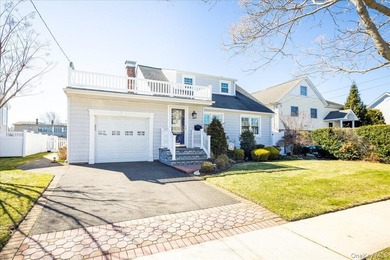 Beach Home Sale Pending in Massapequa, New York
