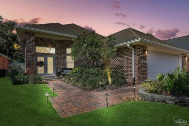 Beach Home For Sale in Gulf Breeze, Florida