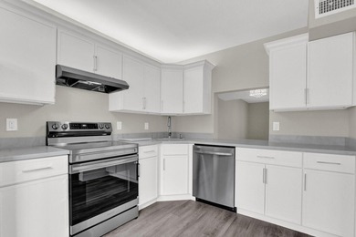 Beach Townhome/Townhouse For Sale in Greenacres, Florida