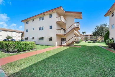 Beach Condo For Sale in Hollywood, Florida