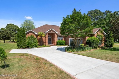 Beach Home For Sale in New Bern, North Carolina