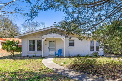 Beach Home Sale Pending in Oak Island, North Carolina
