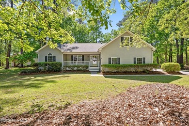 Beach Home For Sale in Oriental, North Carolina
