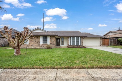 Beach Home Sale Pending in Fort Walton Beach, Florida