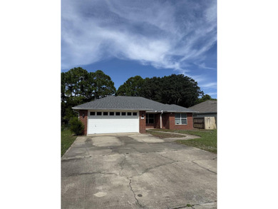 Beach Home Sale Pending in Gulf Breeze, Florida