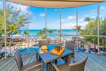 Vacation Rental Beach Condo in Seven Mile Beach, Grand Cayman