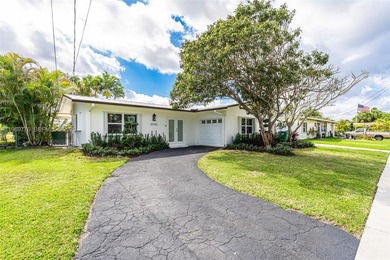 Beach Home For Sale in Cutler Bay, Florida