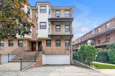 Beach Condo Sale Pending in Howard Beach, New York