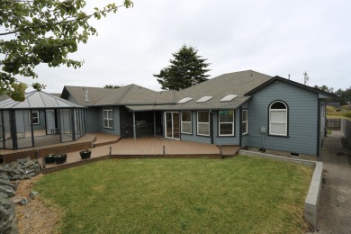 Beach Home For Sale in Humboldt Hill, California