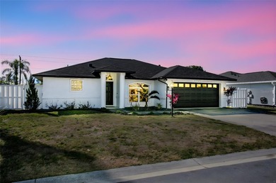 Beach Home For Sale in Bradenton, Florida