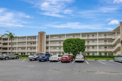 Beach Condo For Sale in Boca Raton, Florida