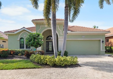 Beach Home For Sale in Sarasota, Florida