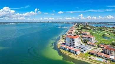Beach Condo For Sale in St. Petersburg, Florida