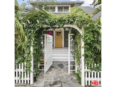 Beach Home For Sale in Santa Monica, California