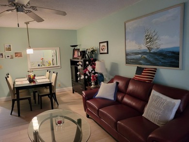 Beach Condo For Sale in Palm Springs, Florida