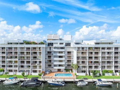 Beach Condo For Sale in Miami, Florida