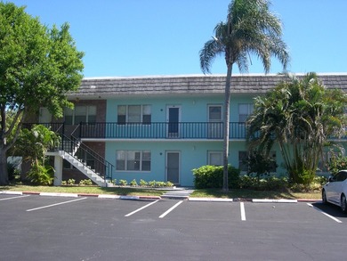 Beach Condo Active Under Contract in Fort Pierce, Florida