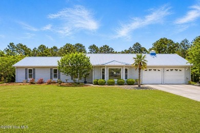 Beach Home For Sale in Newport, North Carolina