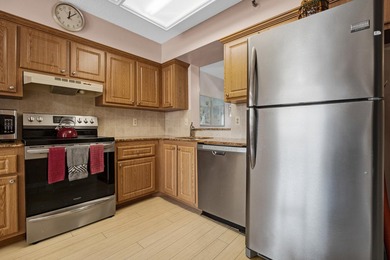 Beach Condo Active Under Contract in Delray Beach, Florida