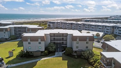 Beach Condo For Sale in Atlantic Beach, North Carolina