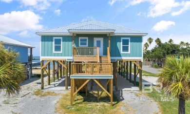 Beach Home For Sale in Gulf Shores, Alabama