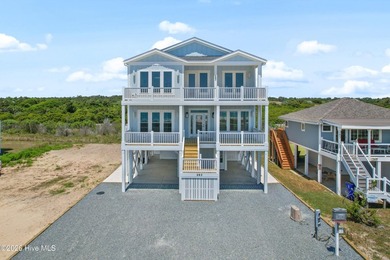 Beach Home For Sale in Holden Beach, North Carolina