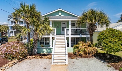 Beach Home For Sale in Atlantic Beach, North Carolina