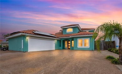 Beach Home For Sale in Corpus Christi, Texas