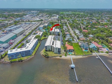 Beach Condo For Sale in Lantana, Florida