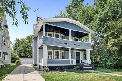 Beach Home For Sale in Lakewood, Ohio
